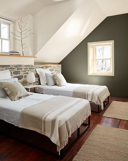 gloucester-sage-bedroom-413x520