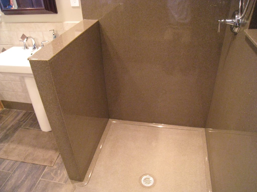 Gloss Finish Shower Tile